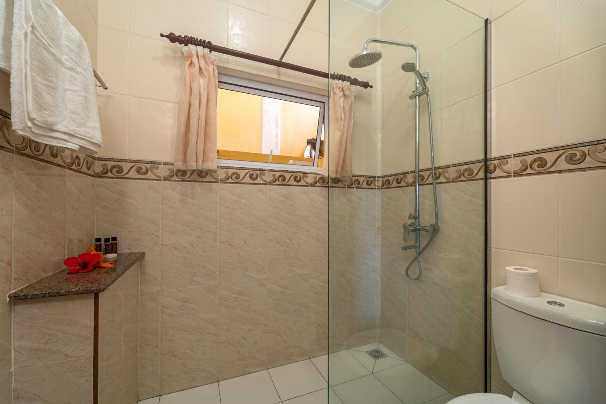 East Horizon Self Catering Apartman Au Cap Kültér fotó