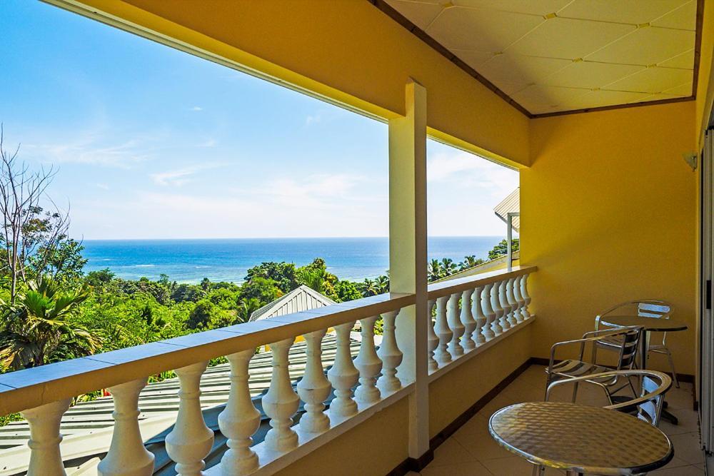 East Horizon Self Catering Apartman Au Cap Kültér fotó