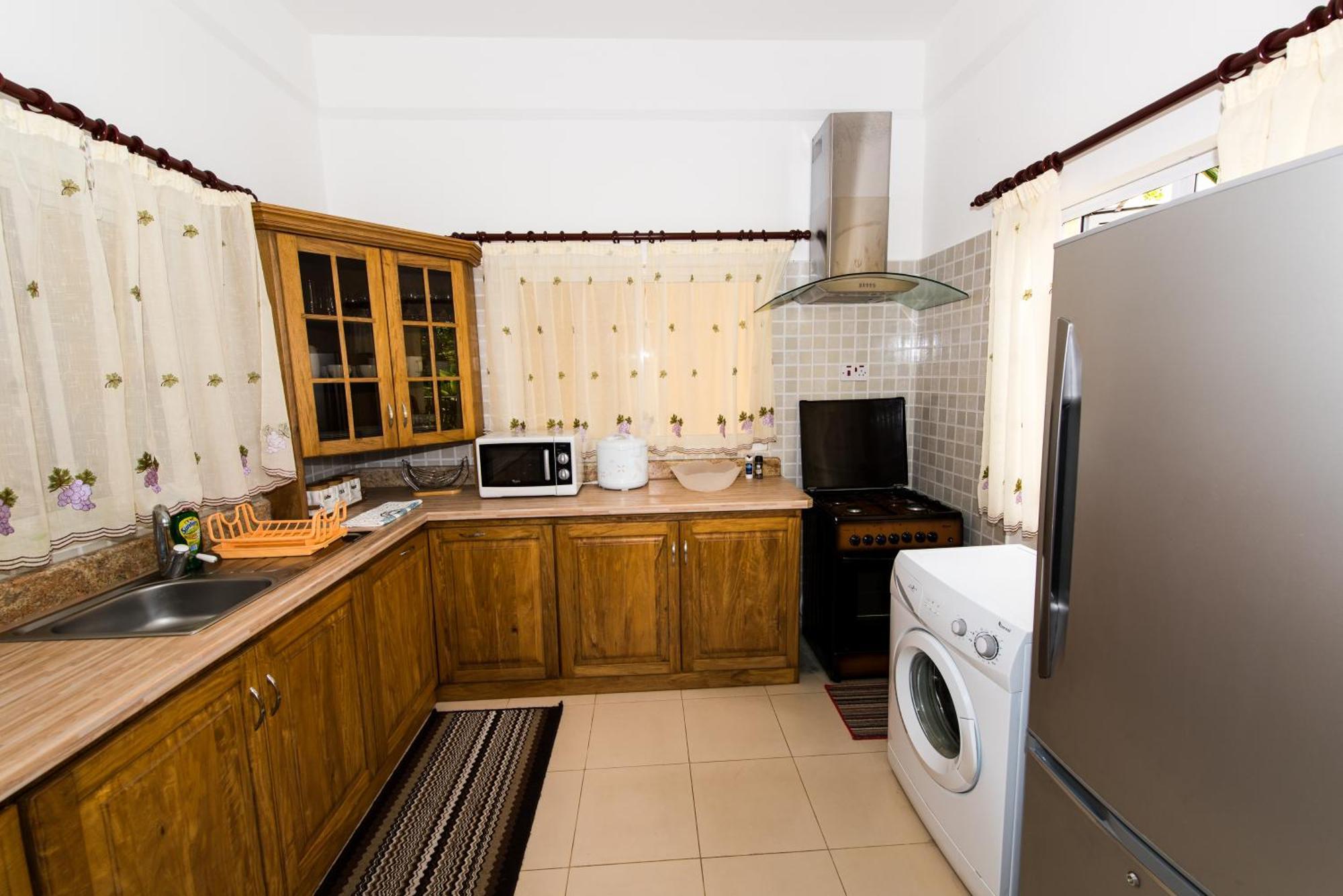 East Horizon Self Catering Apartman Au Cap Kültér fotó